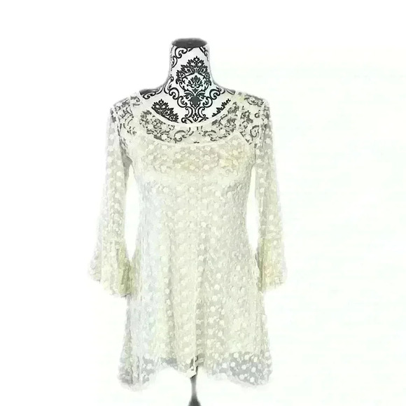 NWT Adorn Floral Lace Ivory Tunic Top S – Romantic Bell Sleeve Boho Blouse - Picture 8 of 9